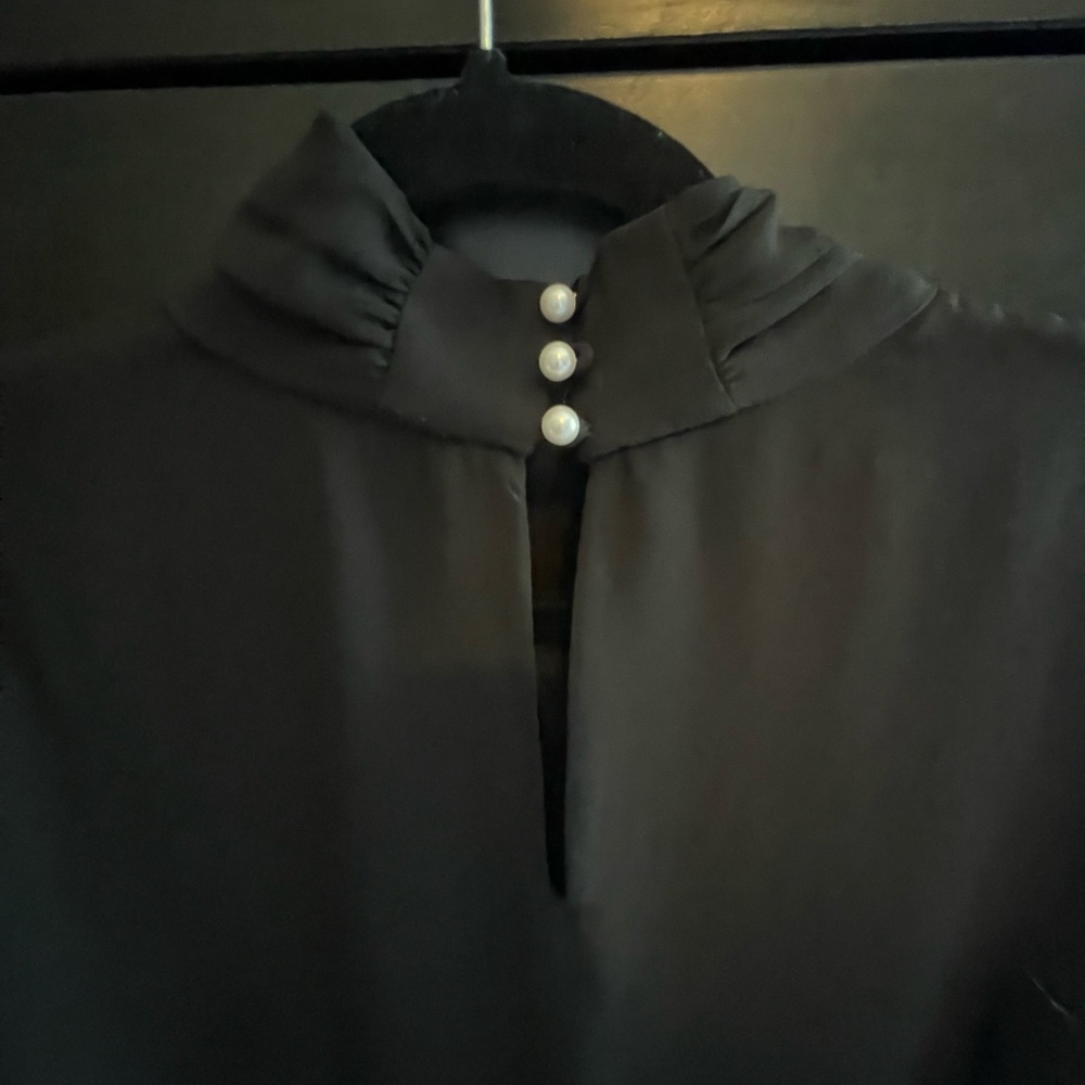 White House Black Market Blouse